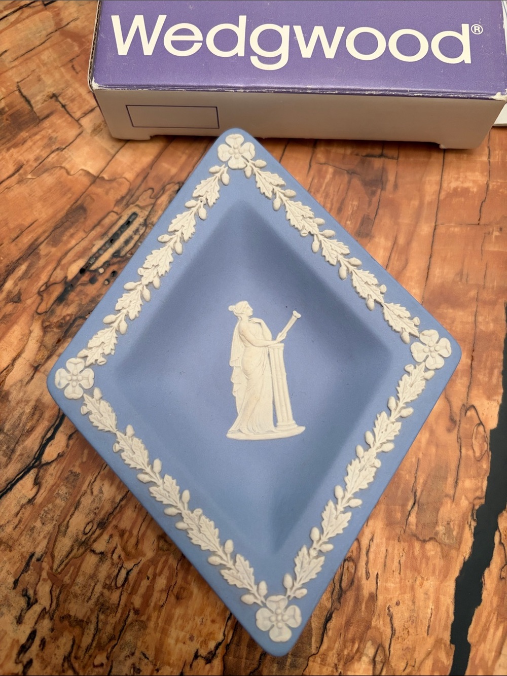 Wedgwood pale blue Jasperware diamond trinket dish